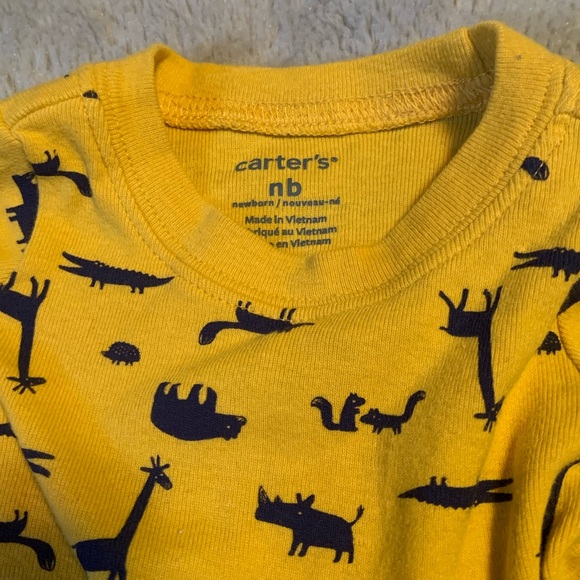 👶🏻 3 for $12 👶🏻 Yellow bodysuit - Picture 3 of 3